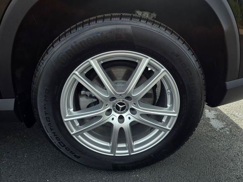 Used 2025 Mercedes-Benz GLC 300 4MATIC image 20