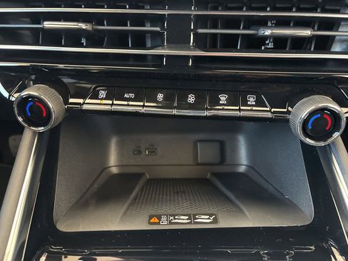 New 2026 Chevrolet Traverse RS AWD/4WD image 31