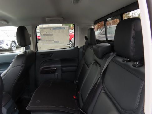 New 2026 Ford Maverick Lariat w/ Black Appearance Package image 16