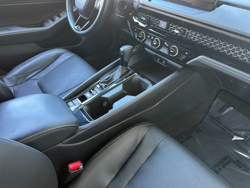 Used 2023 Honda Accord Sport image 15