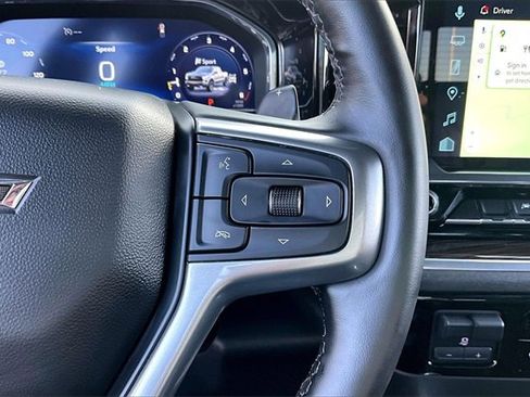 Used 2025 Chevrolet Silverado 1500 LT Trail Boss w/ Convenience Package II image 13