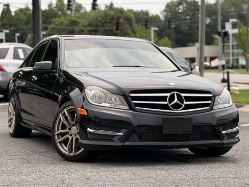 Used 2014 Mercedes-Benz C 250 Sedan image 7