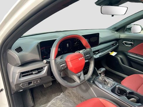 New 2026 Kia K4 GT-Line image 9