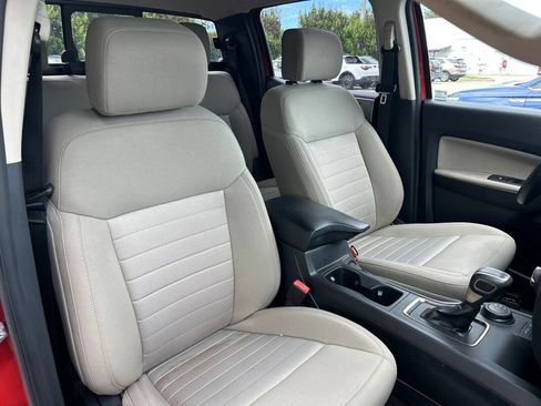 Used 2019 Ford Ranger XLT w/ Equipment Group 302A Luxury AWD/4WD image 42