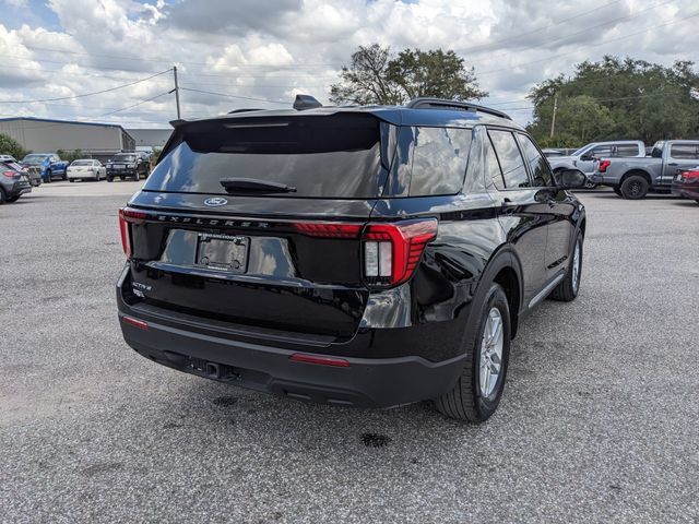 Used 2025 Ford Explorer Active RWD image 4
