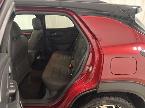 Used 2024 Chevrolet TrailBlazer RS w/ Convenience Package image 14