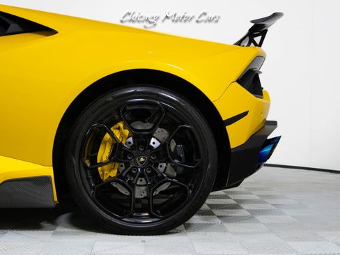 Used 2017 Lamborghini Huracan LP 580-2 image 4
