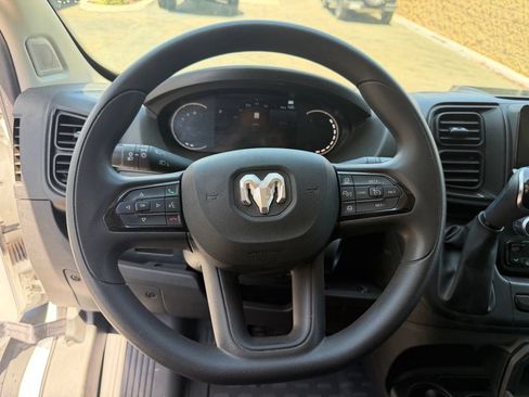 Used 2025 RAM ProMaster 2500 w/ U-Haul Equipment Group FWD image 25