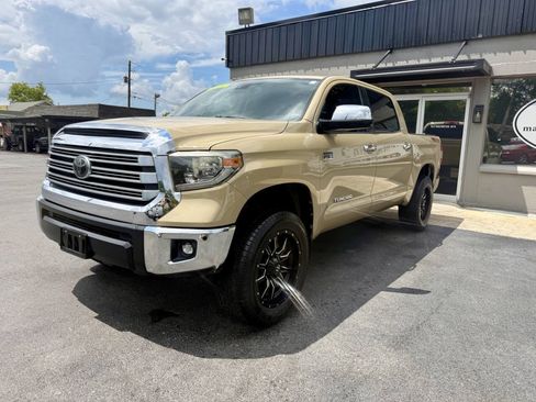 Used 2018 Toyota Tundra Limited w/ Limited Premium Package AWD/4WD image 2