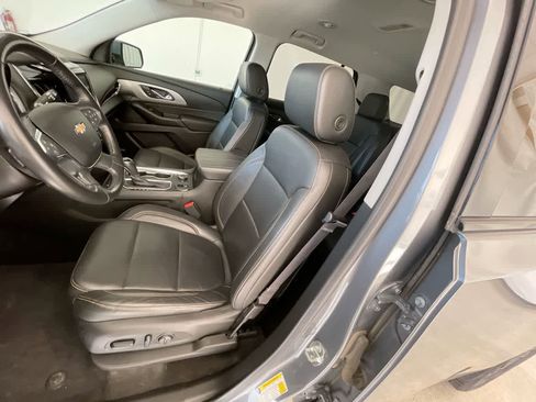 Used 2019 Chevrolet Traverse RS AWD/4WD image 11