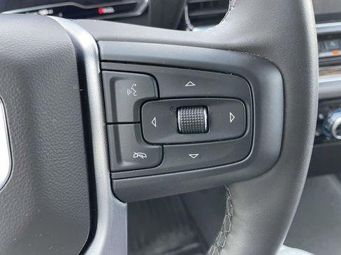 Used 2024 GMC Sierra 1500 SLE image 33