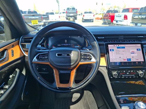 Certified 2022 Jeep Grand Cherokee Summit AWD/4WD image 14