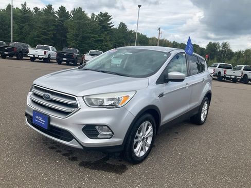Used 2017 Ford Escape SE AWD/4WD image 28