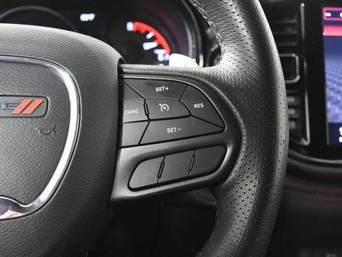 Used 2025 Dodge Durango GT AWD/4WD image 36