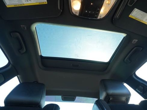 Used 2022 Dodge Charger GT w/ Plus Group image 11