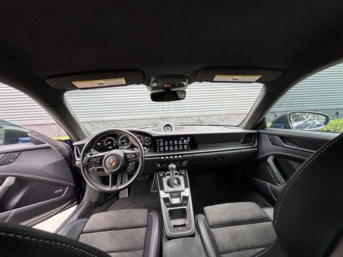 Used 2022 Porsche 911 GT3 image 6