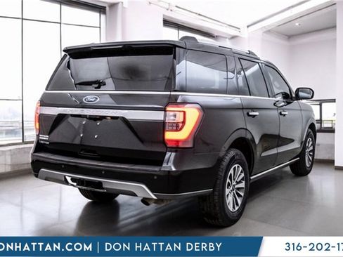 Used 2021 Ford Expedition Limited image 43