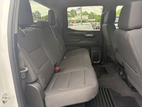 Used 2024 Chevrolet Silverado 1500 LT AWD/4WD image 16