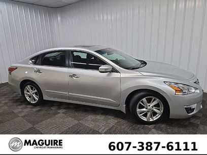 Used 2015 Nissan Altima 2.5 SV w/ Convenience Package