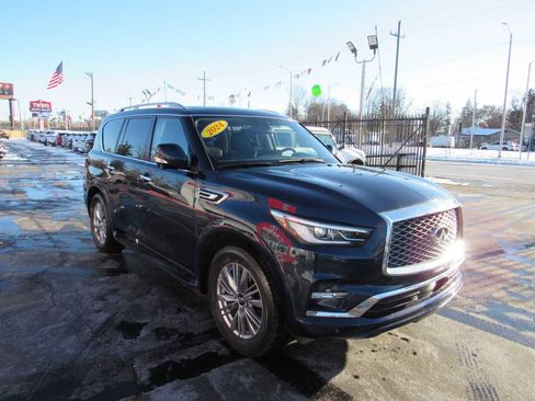 Used 2024 INFINITI QX80 Luxe image 3