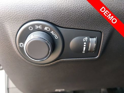 New 2025 Jeep Compass Sport AWD/4WD image 27