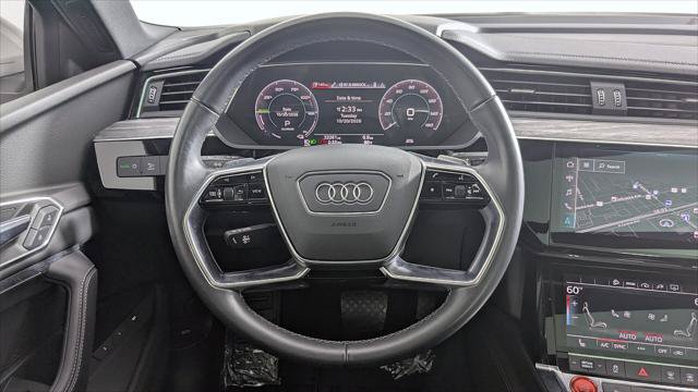 Used 2023 Audi e-tron Premium AWD/4WD image 21