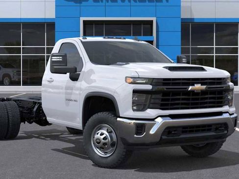 New 2025 Chevrolet Silverado 3500 W/T w/ WT Convenience Package image 29