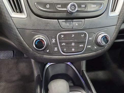 Used 2024 Chevrolet Malibu LT FWD image 27