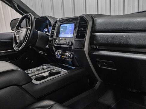 Used 2020 Ford Expedition XLT w/ Equipment Group 202A image 12