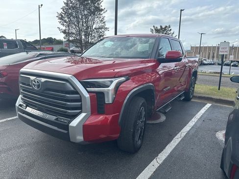 Used 2024 Toyota Tundra Limited AWD/4WD image 2
