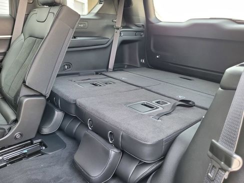 New 2026 Jeep Grand Cherokee L 2WD image 12