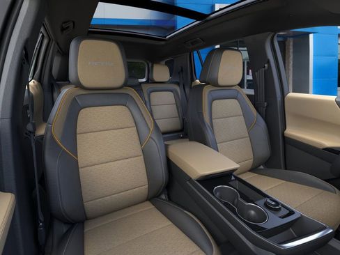 New 2026 Chevrolet Equinox ACTIV w/ Convenience Package III image 16