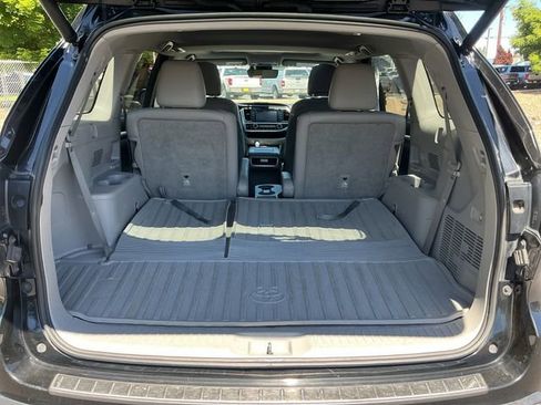 Used 2017 Toyota Highlander Limited w/ Protection Package #3 AWD/4WD image 30