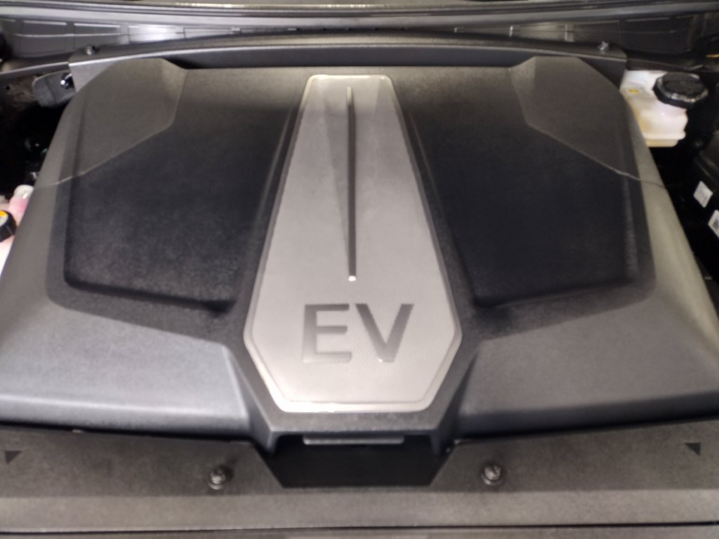 Used 2024 Kia EV6 GT-Line AWD/4WD image 7