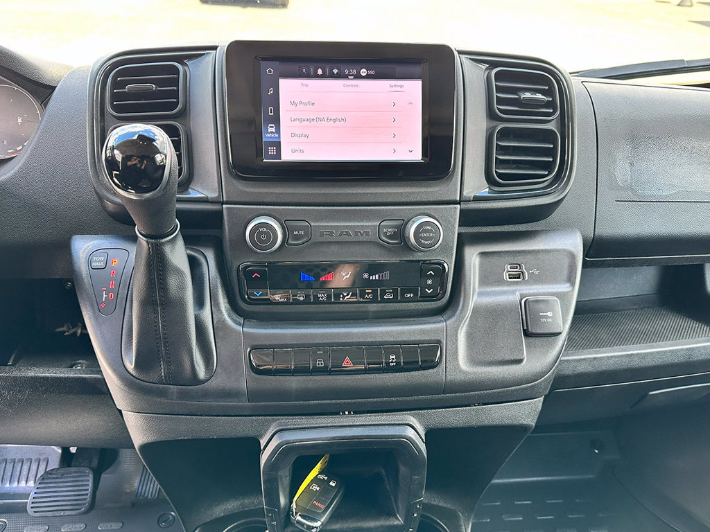 Used 2025 RAM ProMaster 2500 w/ U-Haul Equipment Group FWD image 33