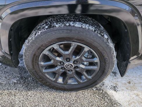 Used 2024 Toyota Sequoia Platinum image 27