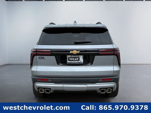 New 2026 Chevrolet Traverse LT w/ Enhanced Driving Package FWD image 4