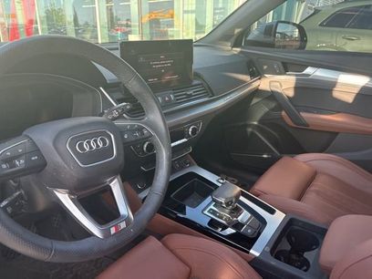 Used 2024 Audi Q5 2.0T Premium Plus w/ Premium Plus Package