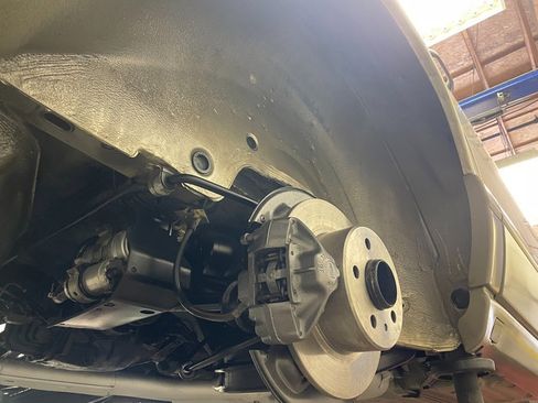 Used 1988 Mercedes-Benz 560 SEL image 34