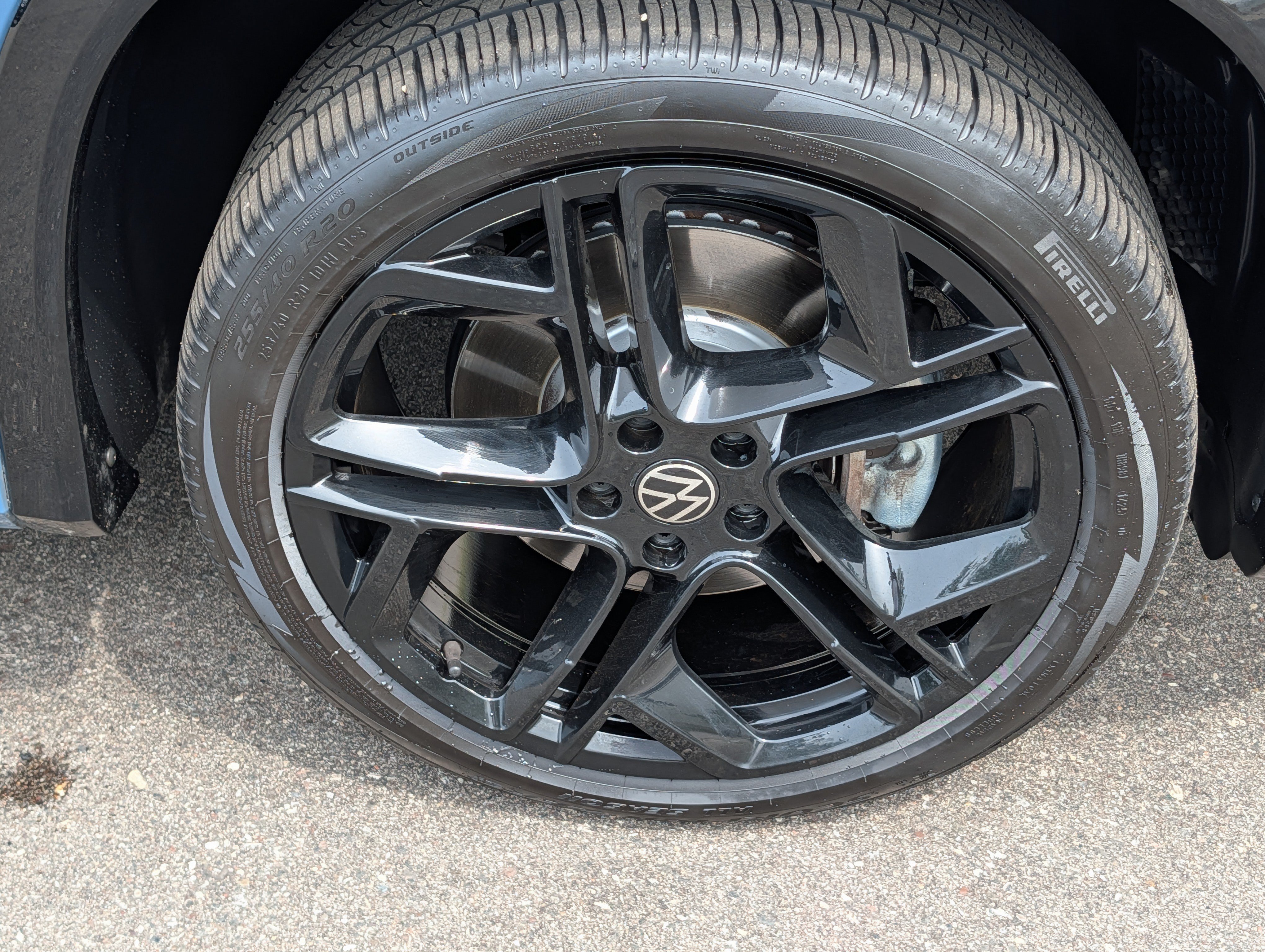 Certified 2025 Volkswagen Tiguan SE R-Line AWD/4WD image 15