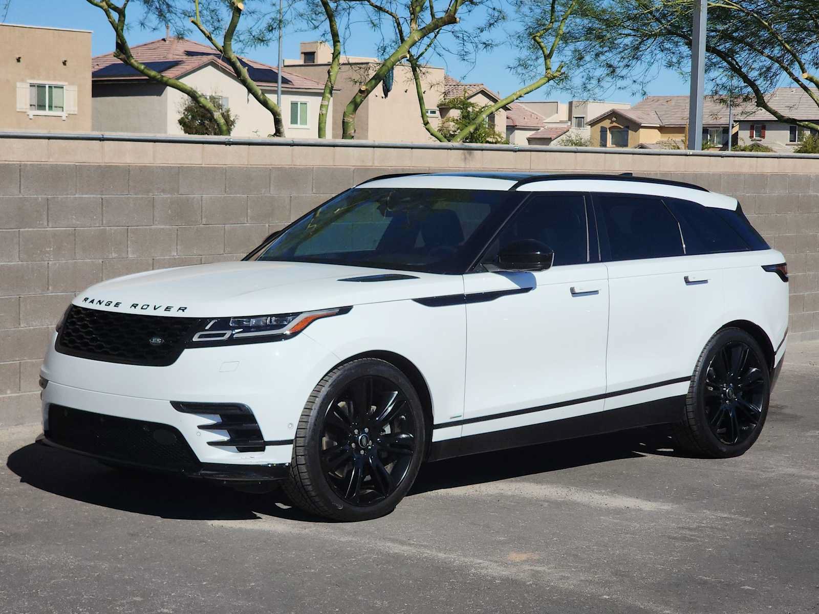 Used 2021 Land Rover Range Rover Velar R-Dynamic HSE AWD/4WD image 4