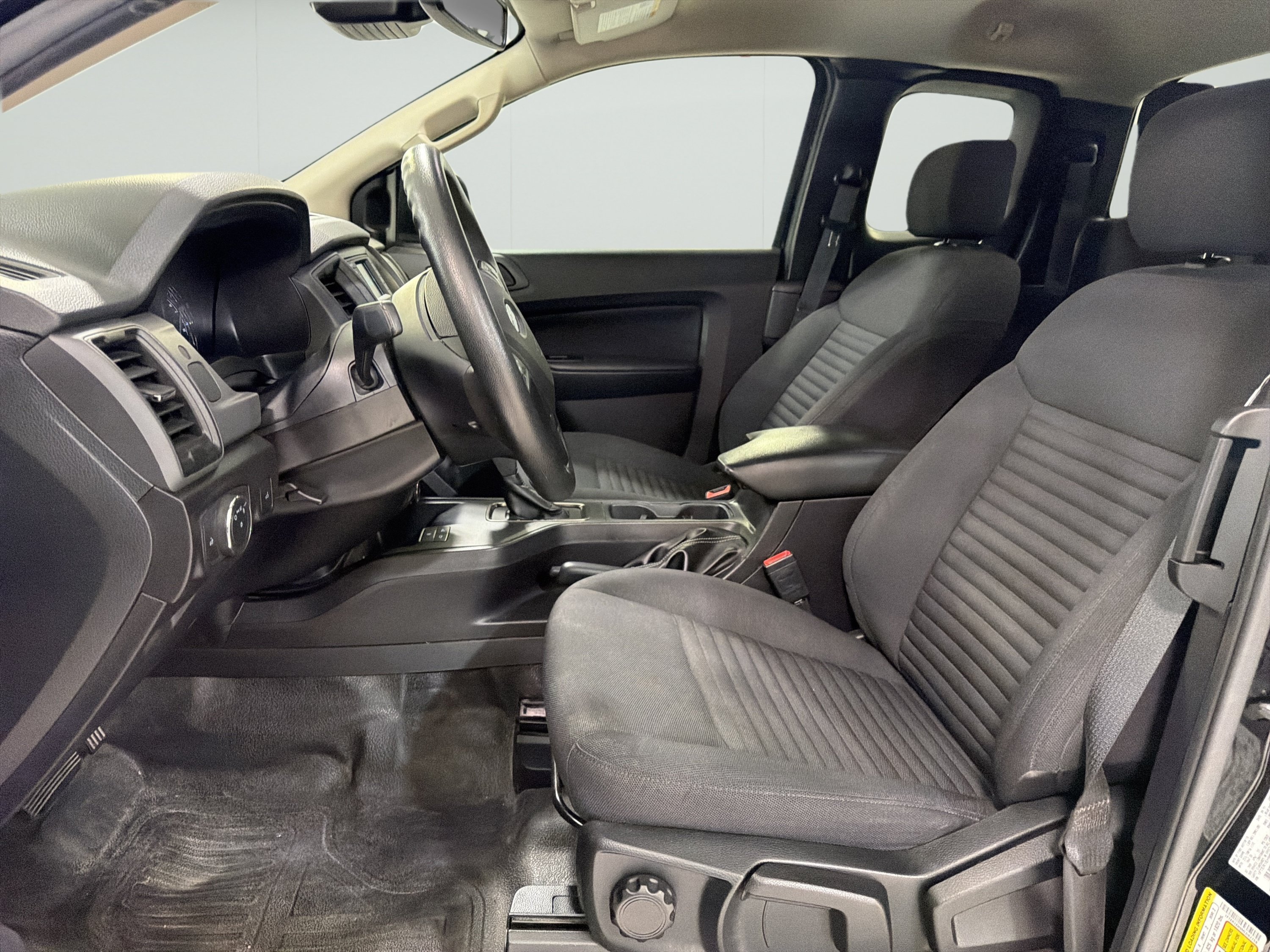 Used 2021 Ford Ranger XL w/ Bed Utility Package RWD image 9