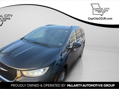 Used 2021 Chrysler Pacifica Touring-L