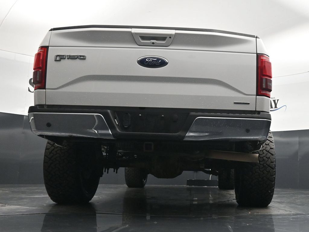 Used 2015 Ford F150 Lariat w/ Equipment Group 501A Mid AWD/4WD image 31