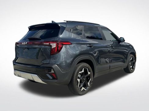Used 2025 Kia Seltos S FWD image 8