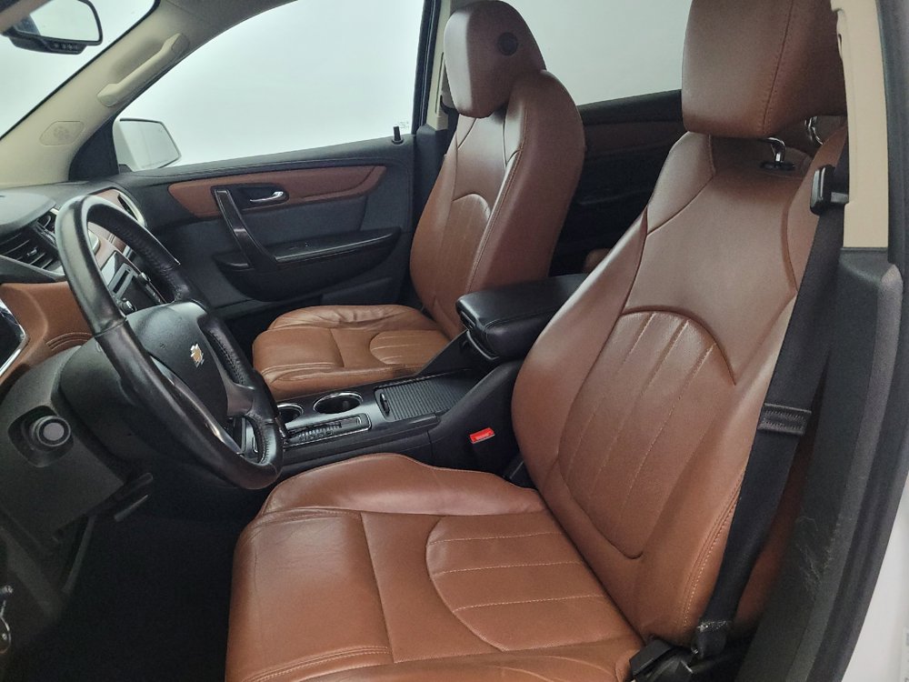 Used 2017 Chevrolet Traverse Premier FWD image 17