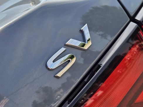 Used 2024 Nissan Sentra SV FWD image 8