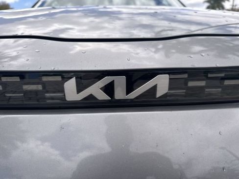 Used 2024 Kia Soul LX w/ Option Group 015 FWD image 10