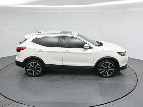 Used 2019 Nissan Rogue Sport SL w/ Premium Package image 40