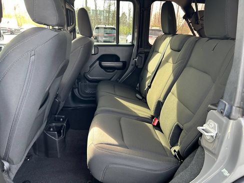 Used 2021 Jeep Wrangler Unlimited Sport AWD/4WD image 21